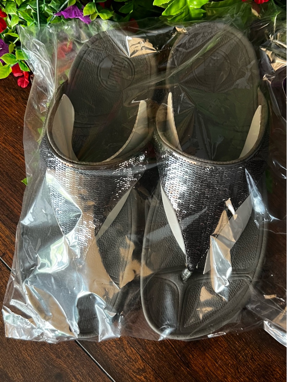 Fitflop Silver Sequin Sandal-Size 8 - Picture 17 of 17